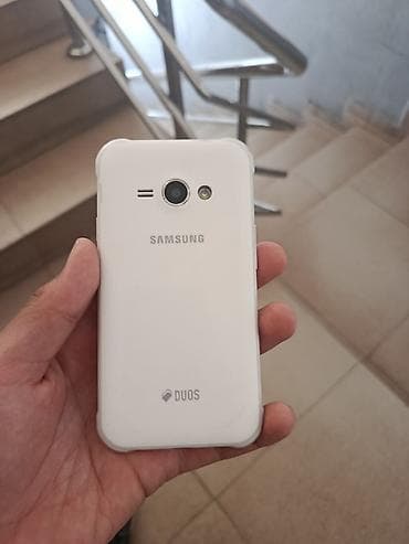 nokia n8: Samsung Galaxy J1 Duos, Б/у, 8 ГБ, цвет - Белый, 2 SIM — 1