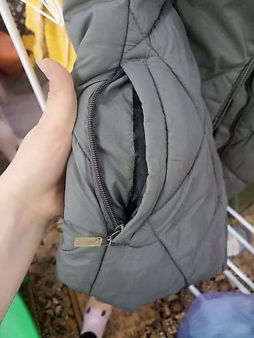 hand: Утепленные жилеты — 3