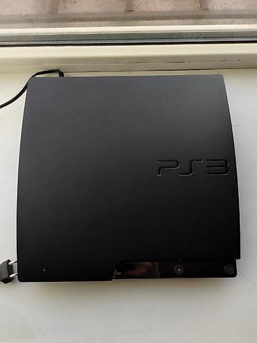 плейстешн 4: Срочно продаю PS3 Slim Всё работает отлично 1 джойстик, 149GB, 6 игр — 6