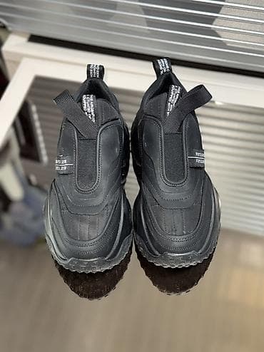 salamon xt6: Кроссовки chunky в монохромном чёрном цвете - Формат: slip-on (без — 2