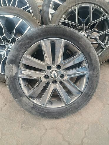 Унаа: Дөңгөлөктөр монтажда 255 / 50 / R 20, 1 даана, Куйма, тешиктери - 5 — 2
