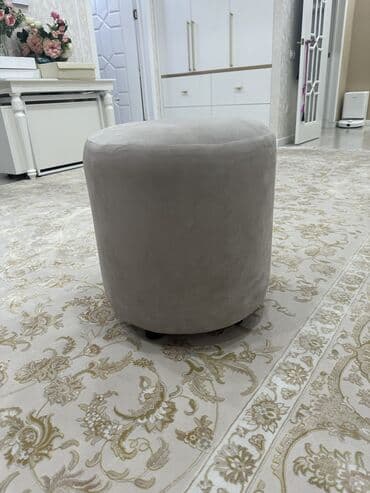 Тумбы и подставки: Пуф цилиндрической формы высота 47 сч ширина 45 см - Мягкая обивка — 2