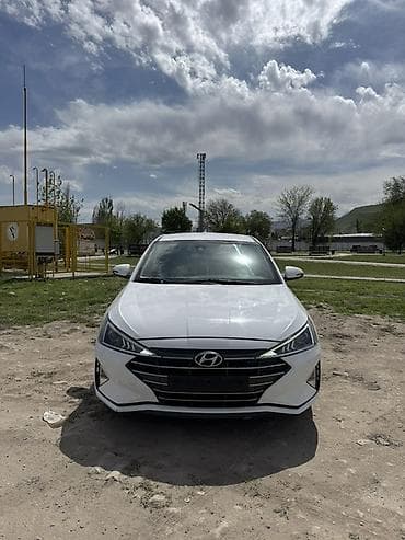 Hyundai Avante: 2019 г., 1.6 л, Автомат, Газ, Седан