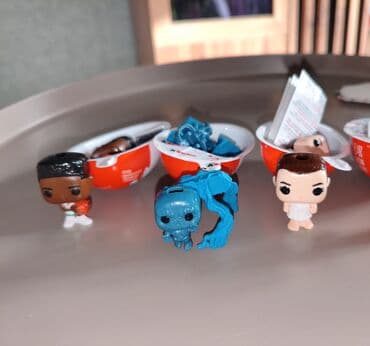 арбибол автомат: Куплю подчеркнутые фигурки из серии Kinder Joy x Stranger Things — 3