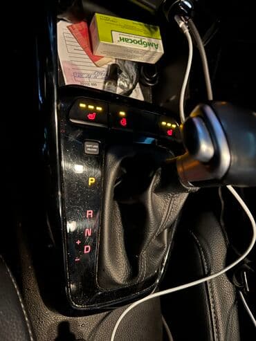 по всем вопросам обращаться по номеру: Kia Stonic: 2017 г., 1.4 л, Автомат, Бензиновая, Кроссовер — 8