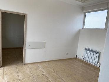 red center: 🔥Сдаётся помещение на Матросова 66 пересекает Суванбердиева. 3 — 9