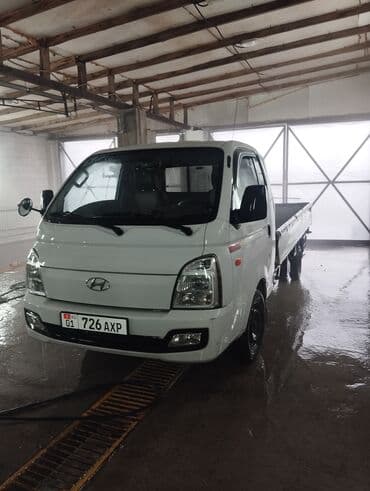 двигатель на мерседес 3 2: Легкий грузовик, Hyundai, Стандарт, 2 т, Б/у — 2