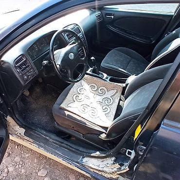 lexus es 2010: Toyota Avensis: 2001 г., Механика, Седан — 2