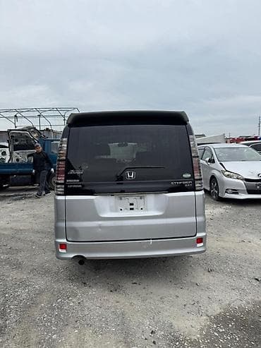 Автозапчасти: Крышка багажника Honda, 2004 г., Б/у, Оригинал — 1