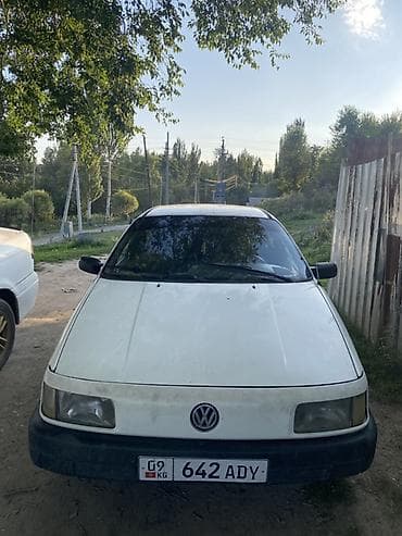 Транспорт: Volkswagen Passat: 1992 г., 1.8 л, Механика, Бензин, Седан — 1