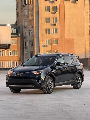 продаю toyota rav4: Toyota RAV4: 2018 г., 2.5 л, Автомат, Гибрид, Кроссовер — 2