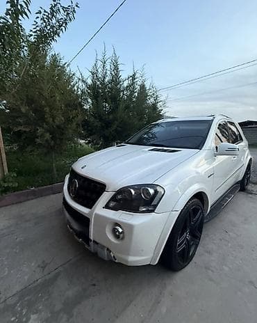 v class: Mercedes-Benz ML-Class AMG: 2011 г., 6.3 л, Автомат, Бензин, Кроссовер — 3