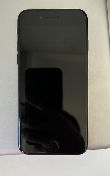 IPhone SE 2020, Б/у, 64 ГБ, Черный, 95 %