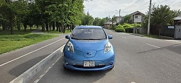 жето: Nissan Leaf: 2013 г., Электромобиль, Хэтчбэк — 5