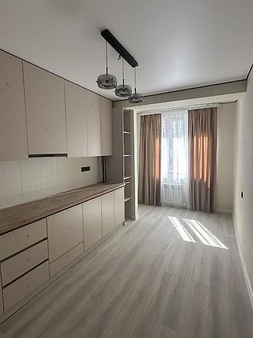 red centr: 1 комната, 42 м², Элитка, 4 этаж, Дизайнерский ремонт — 3