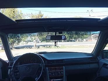 движок 2107: Mercedes-Benz E-Class: 1995 г., 2.2 л, Автомат — 7