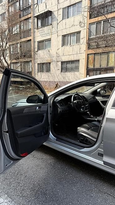 elantra 2019: Hyundai Sonata: 2020 г., 2 л, Автомат, Газ, Седан — 5