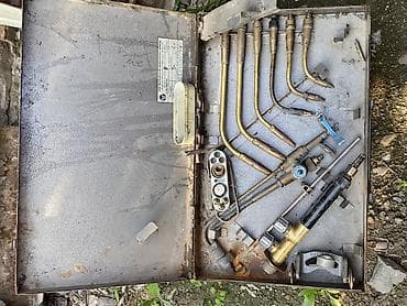 ацетилен генератор: Комплект газосварочного/газорезательного оборудования. Состав: - — 1