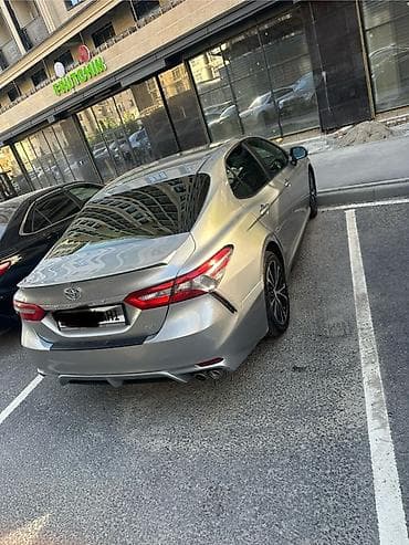 Toyota: Toyota Camry: 2018 г., 2.5 л, Автомат, Бензин, Седан — 2