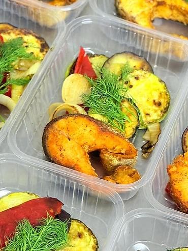 обеды на заказ: Предлагаем Вам вкусные комплексные обеды с доставкой офис, на — 7