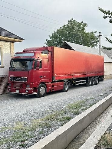 Тягач, Volvo, Тентованный