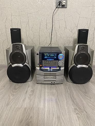 Музыкальный центр AIWA (мини-система) с двумя напольными акустическими at lalafo.kg Музыкальный центр AIWA (мини-система) с двумя напольными акустическими
