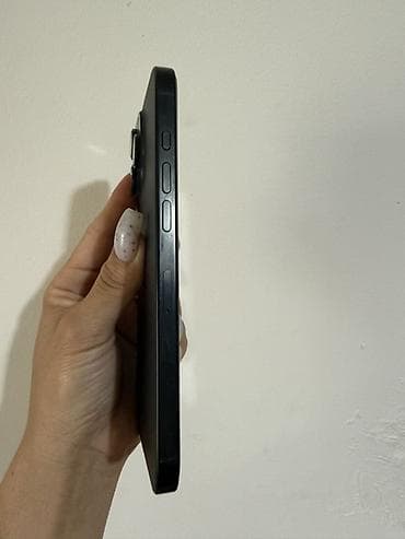 ipod 3 touch: IPhone 16 Pro Max, Б/у, Black Titanium, Коробка, 91 % — 3