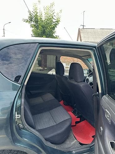 Продажа авто: Daihatsu Sirion: 2003 г., 1 л, Механика, Бензин, Хэтчбэк — 6