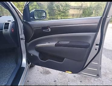Продажа авто: Toyota Prius: 2004 г., 1.5 л, Вариатор, Гибрид, Хэтчбэк — 8
