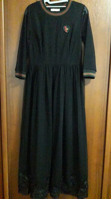 вечернее турецкая платье: Платье вечернее 
Турция 
Размер 46 (RUS) — 1