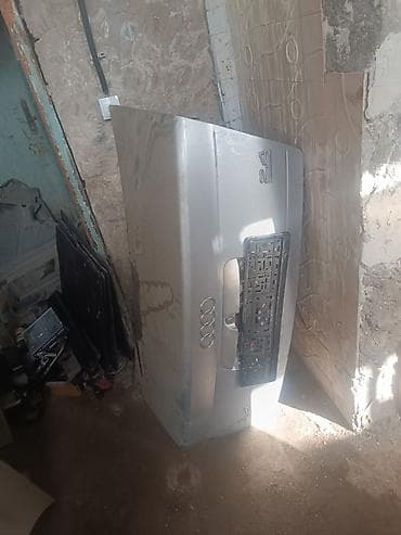 audi a7: Запчасти кузова Audi A4А4(2004–2011), цвет серебристый (код близок к — 1