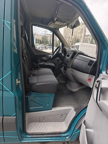 Жеңил жүк ташуучу унаа, Mercedes-Benz — 3