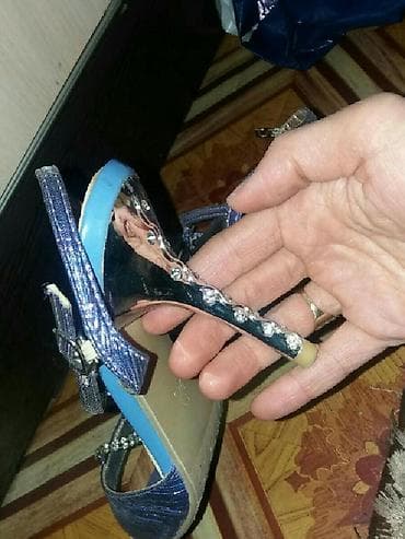 эрнист кастюм: Срочно продаю босоножкилетние состояние отличное одевала 1раз на — 3