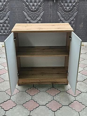тумбы для кухни: Тумба новая ширина 80 см 
Высота 85 см 
Глубина 45 см 
Самовывоз — 2