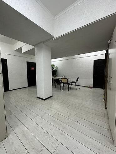 торговл: Сдается в аренду цокольное помещение площадью 500 м² Адрес: район — 5