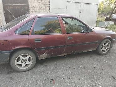 Vauxhall: Opel Vectra: 1991 г., 1.8 л, Механика, Бензин, Хэтчбэк — 4