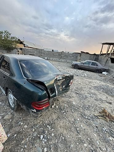 салон гелик: Mercedes-Benz E-Class: 1997 г., 3.2 л, Автомат, Седан — 5