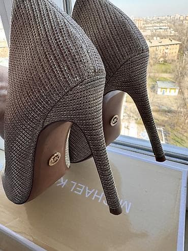 Туфли: Туфли-лодочки Michael Kors оригинал 💯 Один выход не подошли по размеру — 2