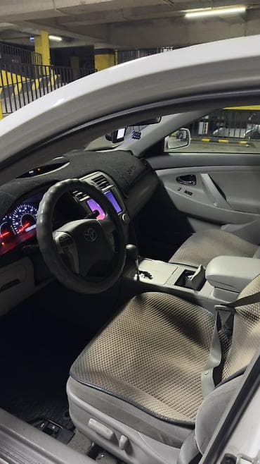 Toyota Camry: 2011 г., Автомат, Бензин, Седан — 6