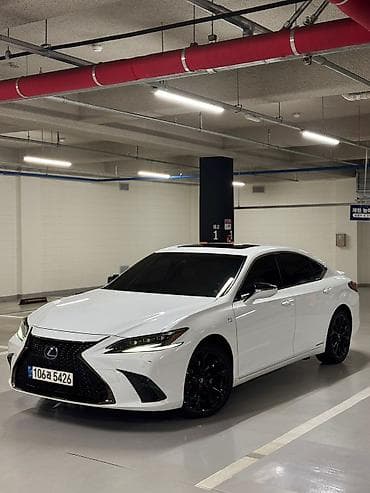 lexus 600: Lexus ES: 2021 г., 2.5 л, Автомат, Гибрид, Седан — 1