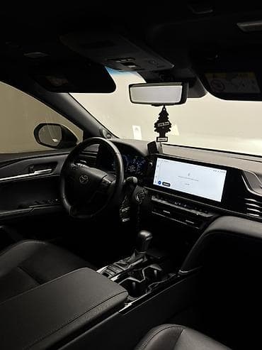 toyota aurus: Toyota Camry: 2025 г., 2.5 л, Вариатор, Гибрид, Седан — 8