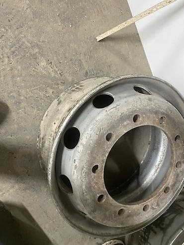 колесо на прицеп: Железные Диски R 22,5 Новый — 1