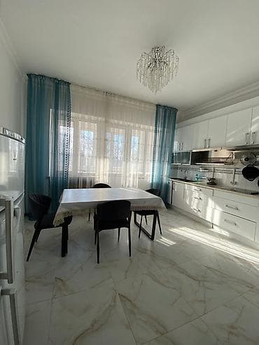 4: 4 комнаты, 220 м², Золотой квадрат Элитка, 3 этаж — 2