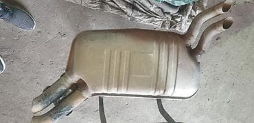 Глушитель на мерс w210 оригинал. Обьем 3,2 и 2,8 (v-образка 112 мотор)