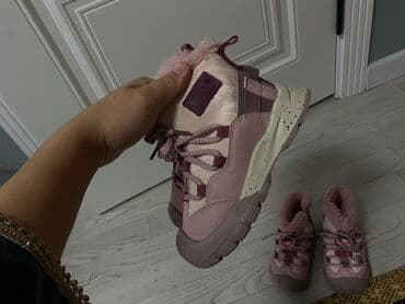 eilik robot купить бишкек: Бу Детские зимние ботинки/сникерсы цена 2пары 1000сом размеры 28,24 - — 7