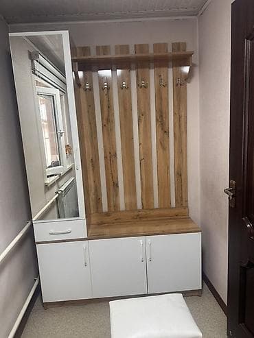 Мебель: В связи с переездом распродаю свою мебель 1) Рабочий стол : - — 3