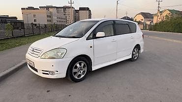 sprinter 2 7: Toyota Ipsum: 2003 г., 2.4 л, Автомат, Газ, Минивэн — 2