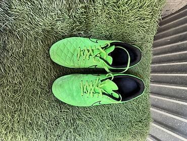 Жеке буюмдар: Эркектердин кроссовкасы, 43, Nike, Колдонулган, түсү - Жашыл — 2