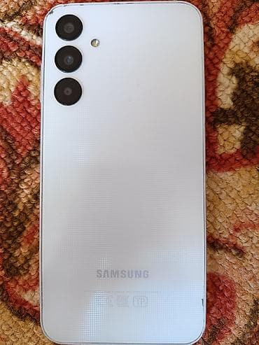 Samsung Galaxy S25+, Б/у, 128 ГБ, цвет - Белый