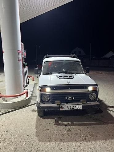 ВАЗ (ЛАДА) 4x4 Нива: 2000 г., 1.8 л, Механика, Бензин, Внедорожник